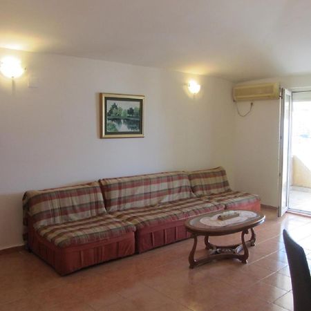 Cernogoriya Voyage Apartamento Rafajlovići Exterior foto