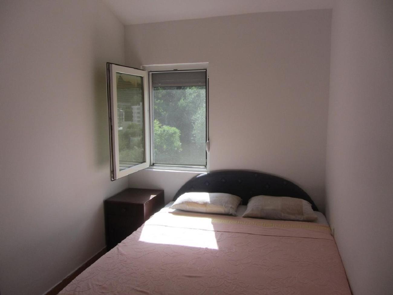 Cernogoriya Voyage Apartamento Rafajlovići Exterior foto