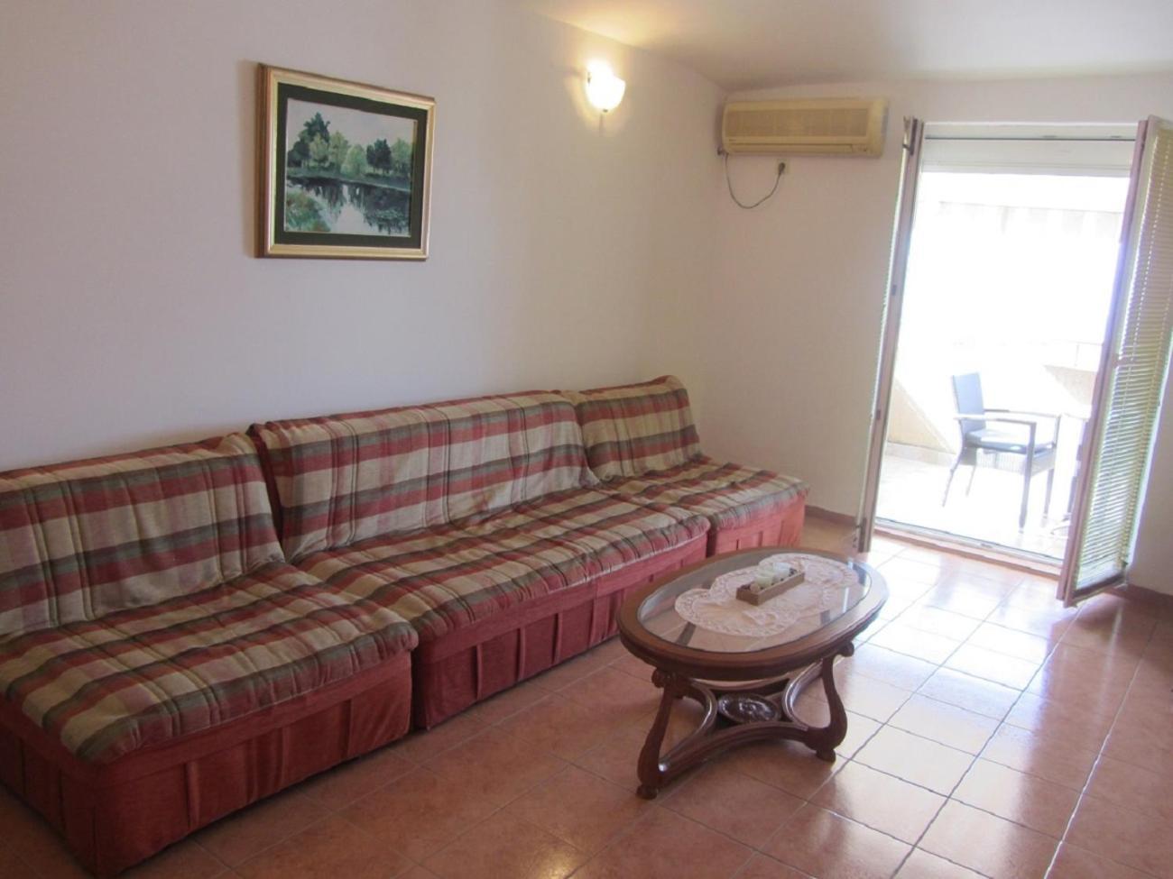 Cernogoriya Voyage Apartamento Rafajlovići Exterior foto