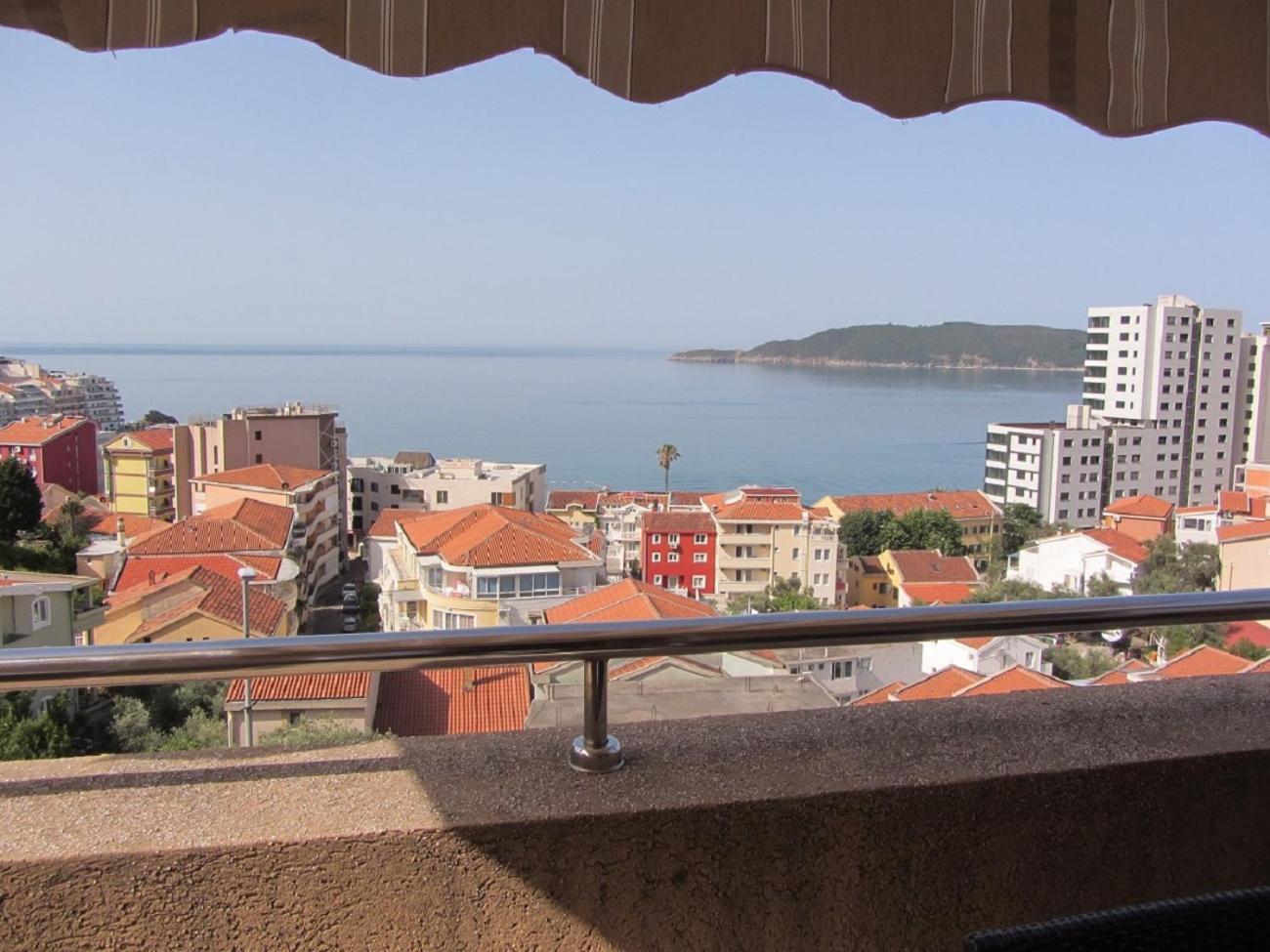 Cernogoriya Voyage Apartamento Rafajlovići Exterior foto