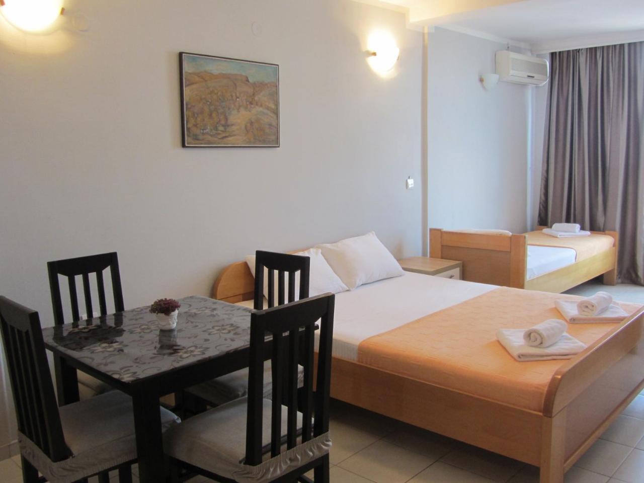 Cernogoriya Voyage Apartamento Rafajlovići Exterior foto